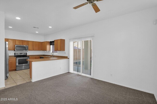 Foto del edificio - 1750 W Union Hills Dr