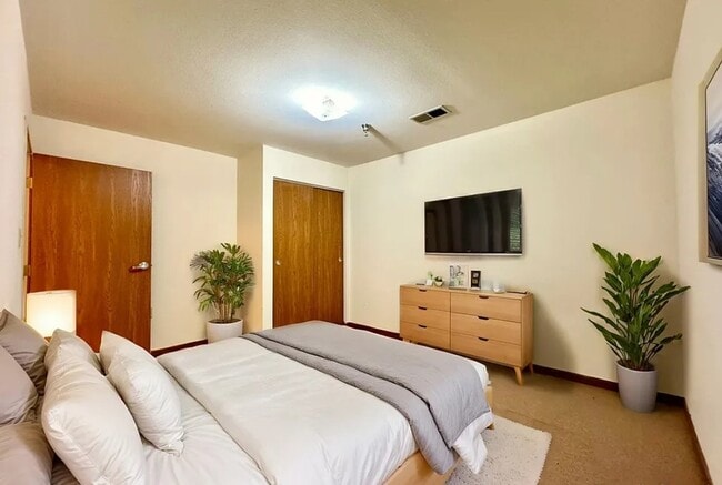 Building Photo - Comfortable Living at Blume Lofts, Wapakoneta