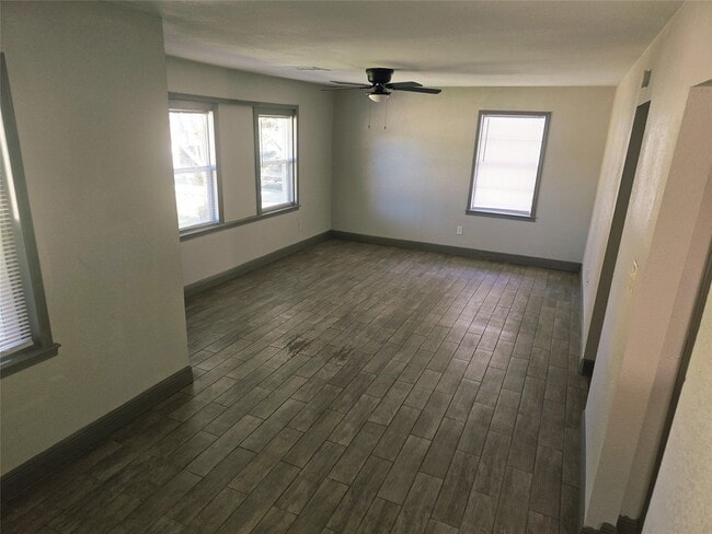 Building Photo - 3308 Sophie Ann Dr