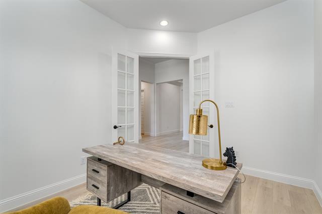 Foto del edificio - 2512 Burnely Ct