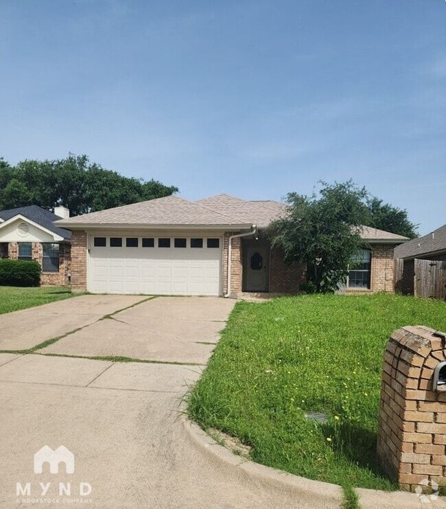 Building Photo - 1509 Brook Forest Dr