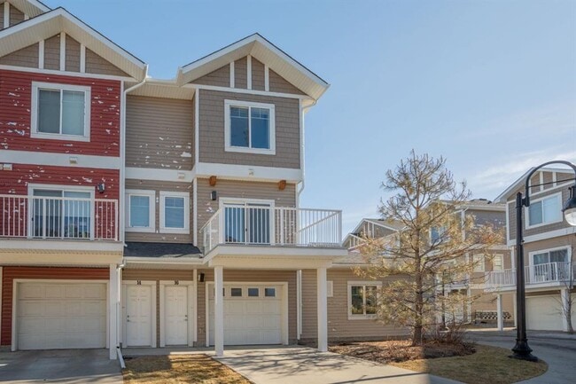 Building Photo - 16 Redstone Cir NE