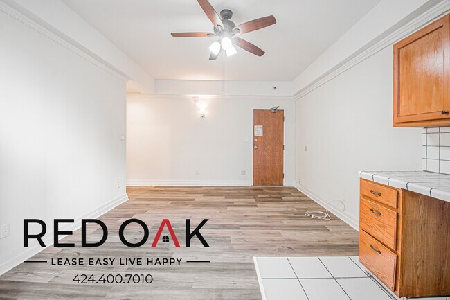 Foto del edificio - 630 S Kenmore Ave