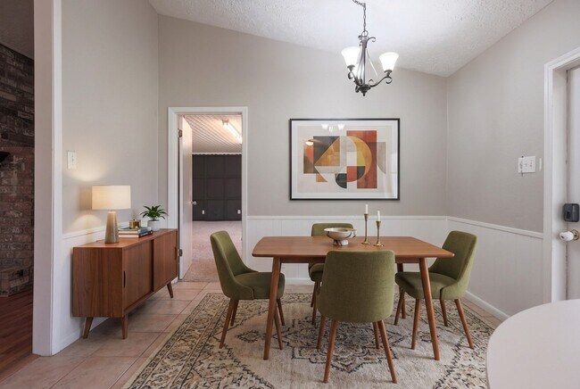 Foto del edificio - 20427 Lakeside Dr
