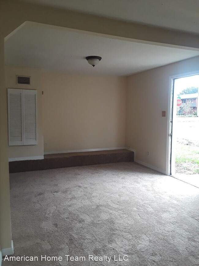 Building Photo - 1 br, 1 bath House - 2312 S Bumby Ave B