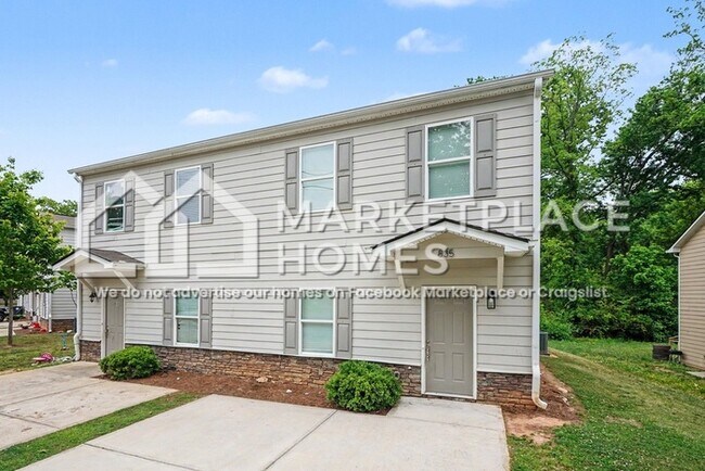 Building Photo - 835 Johnson St