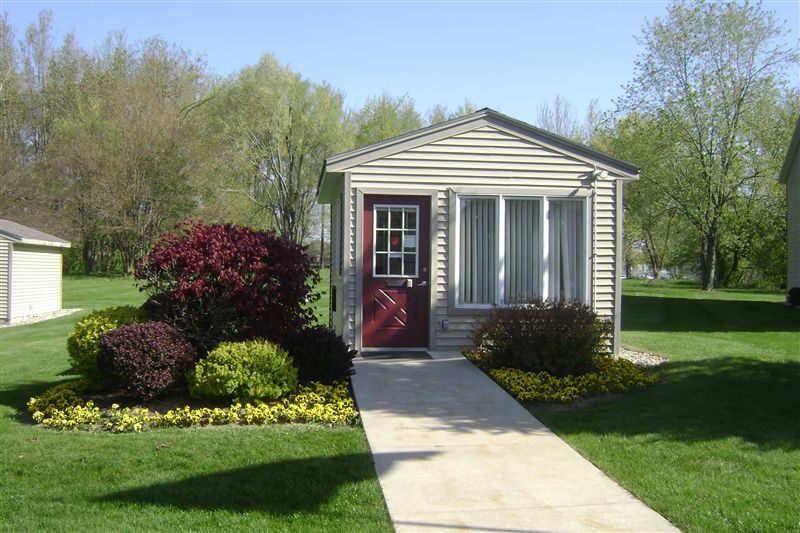 Primary Photo - 75 Glenn Ave