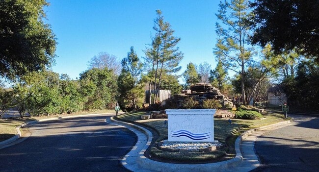 Building Photo - 23 N Shore Cir