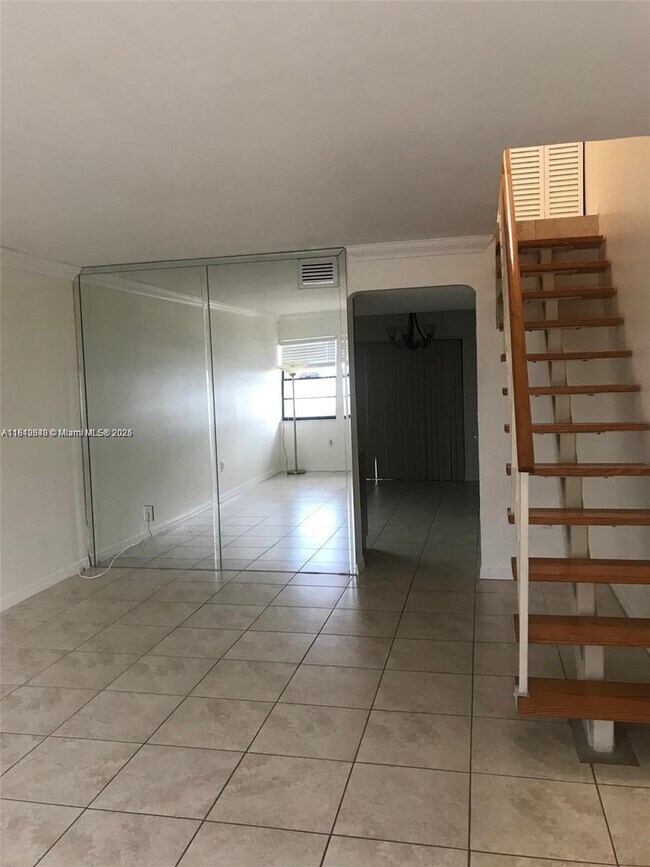 Foto del edificio - 5824 W 18th Ave