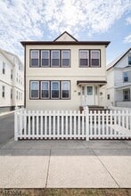 Building Photo - 19 Burgess Pl
