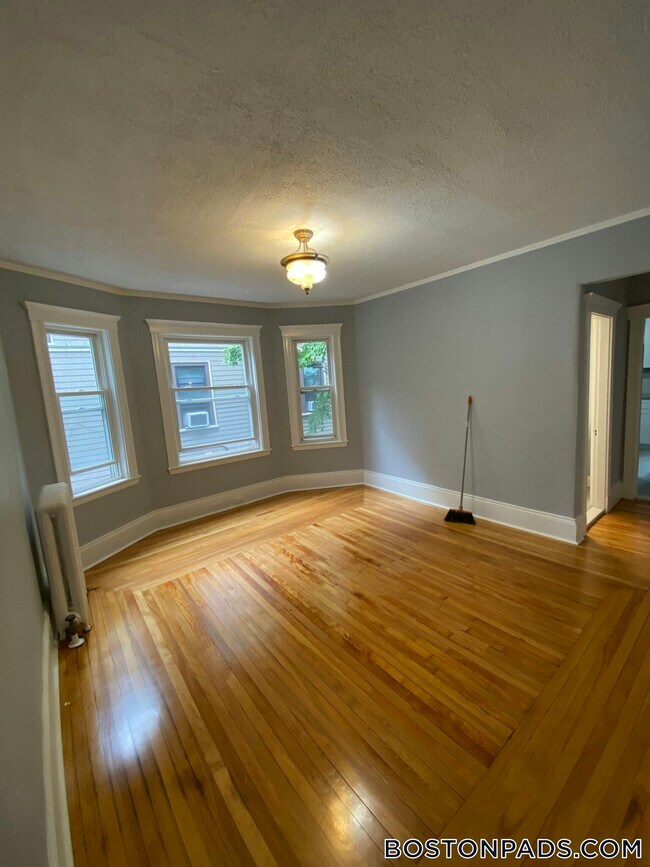 Building Photo - 207 Boston Ave