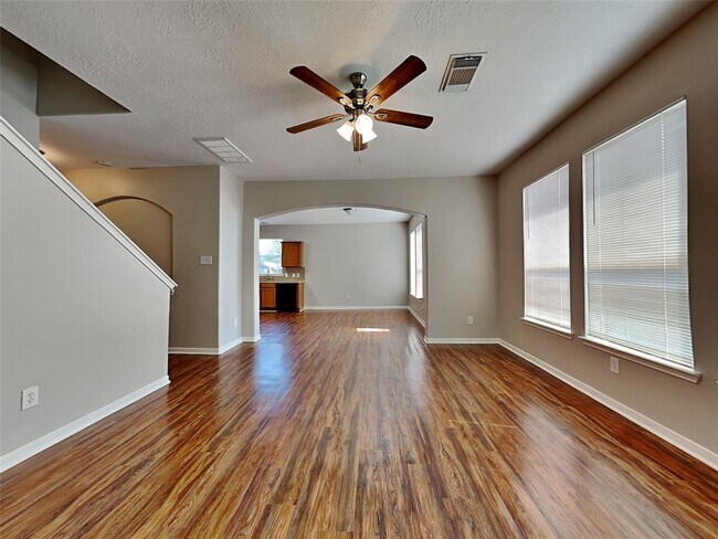 Building Photo - 21146 Field House Ct