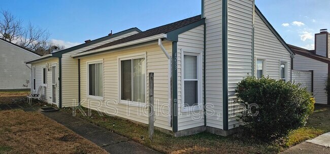 Building Photo - 4233 Longwood Rd