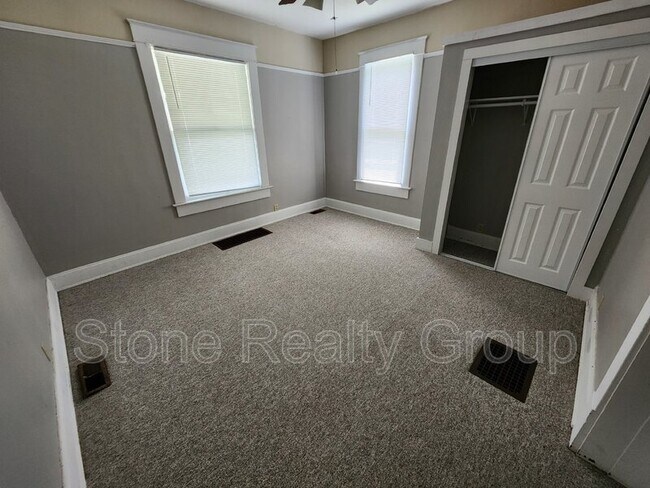Building Photo - 22 Blakely Ave