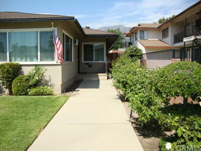 Primary Photo - 223 W Palm Ave