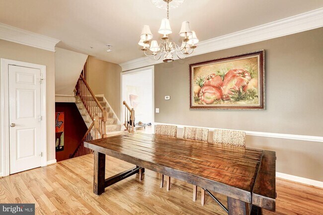 Foto del edificio - 1805 Fallbrook Ln