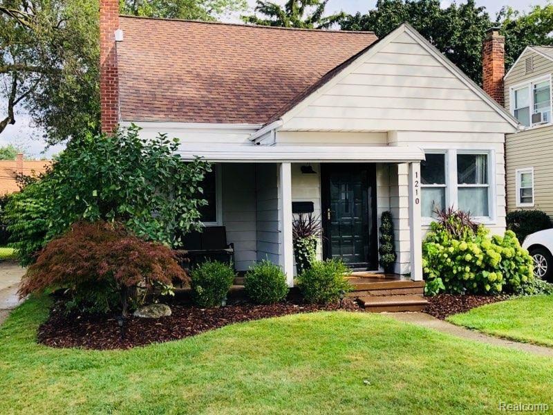 1210 Cambridge Rd, Berkley, MI 48072 House Rental in Berkley, MI