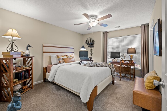 Building Photo - Palmetto Pointe
