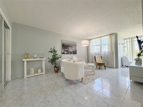 Building Photo - 9410 W Flagler St