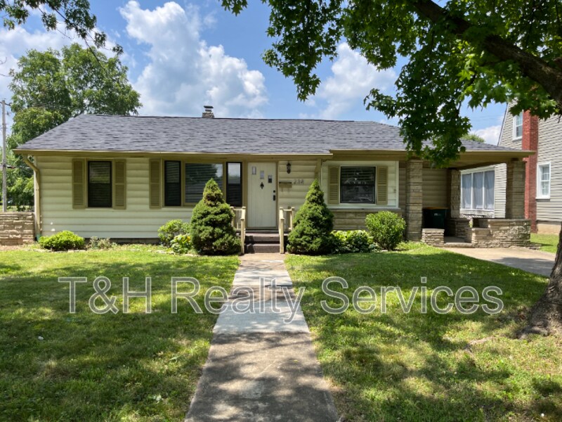 Foto principal - 238 N Mill St