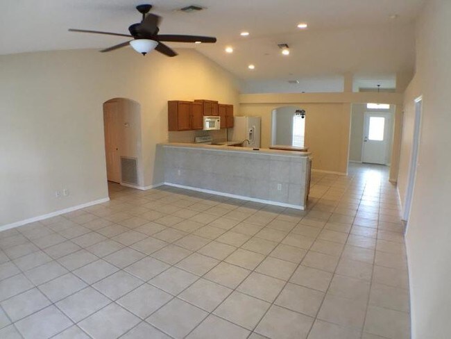 Foto del edificio - 2942 SW Sandbar St