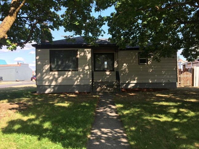 Building Photo - 2 bedroom in Spokane WA 99205