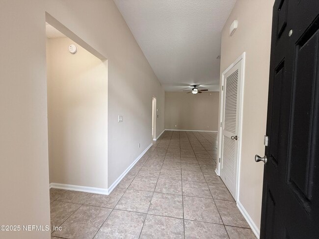 Building Photo - 16217 Dowing Creek Dr
