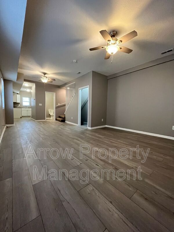 Foto del edificio - 1309 S 10th St