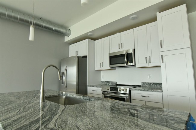 Building Photo - 5405 Ashlar Ave