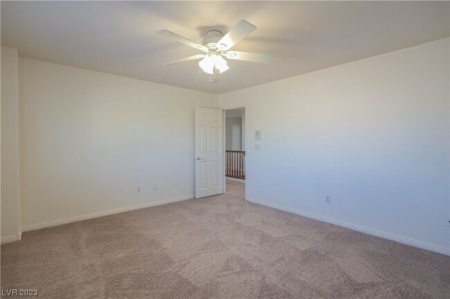 Building Photo - 1056 Golden Splendor Ct