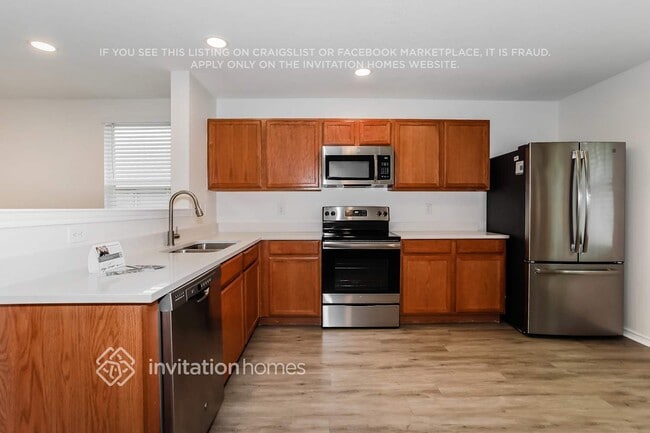 Foto del edificio - 1104 Scenic Hills Dr