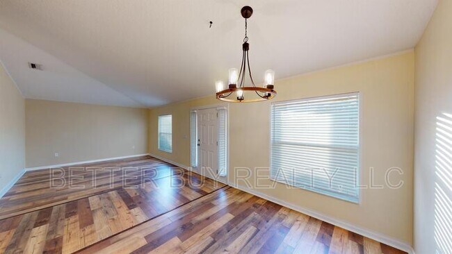 Building Photo - 18 Big Bear Ln