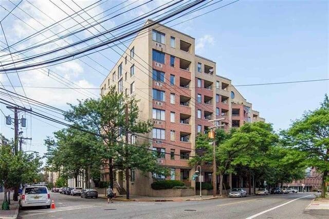 Primary Photo - 300 Newark St.