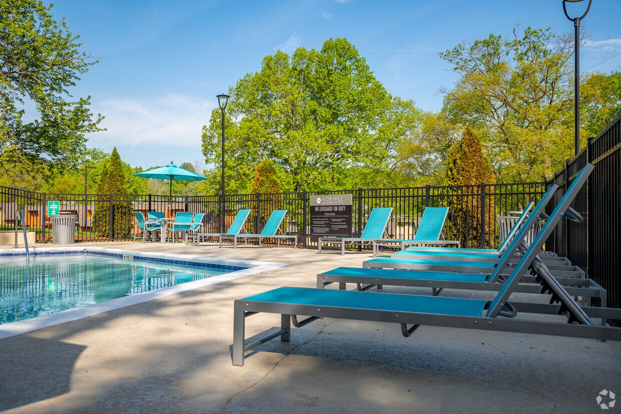 Foto principal - Nob Hill Apartment Homes