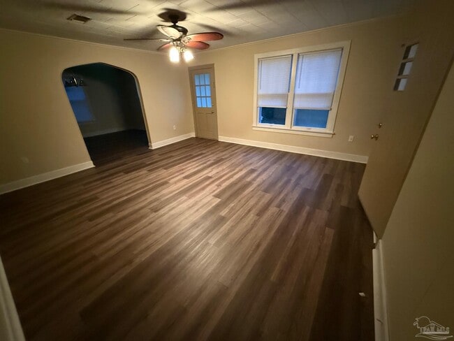 Building Photo - 115 Carolyn Way