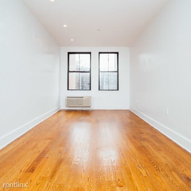 Foto del edificio - 568 Willoughby Ave
