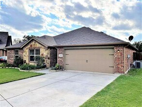 Building Photo - 1209 Houston Pl