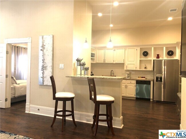 Foto del edificio - 603 Devine St