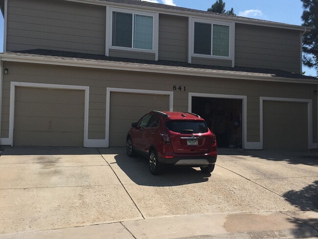 Building Photo - 50% Off First Months Rent - 2 Bed, One Bat...