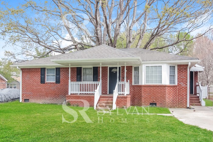 Primary Photo - 1023 Keel St