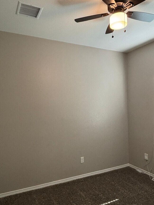 Foto del edificio - Beautiful 4-bedroom, 2-bath home in East El Paso