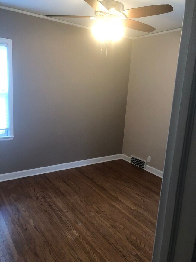 Building Photo - Beautiful home for rent!