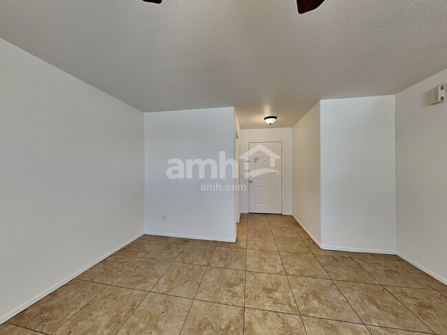 Building Photo - 11544 E Flower Circle