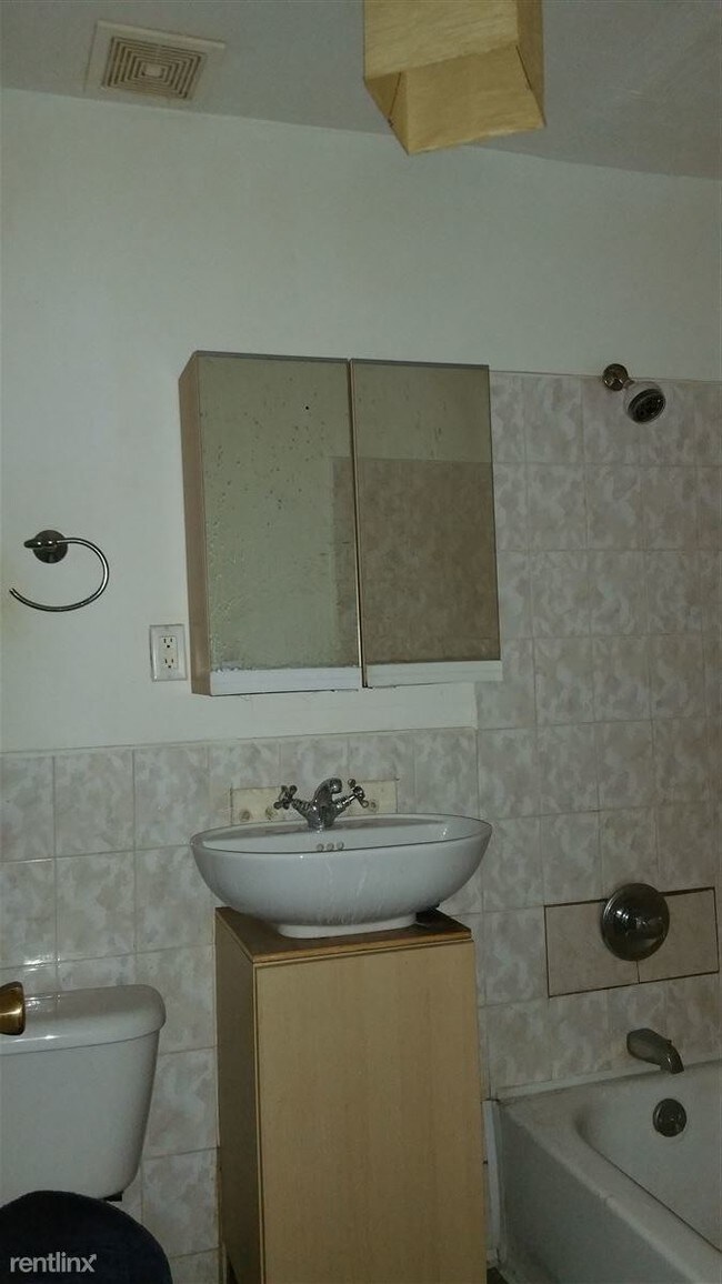 Foto del edificio - 345 Jefferson Ave