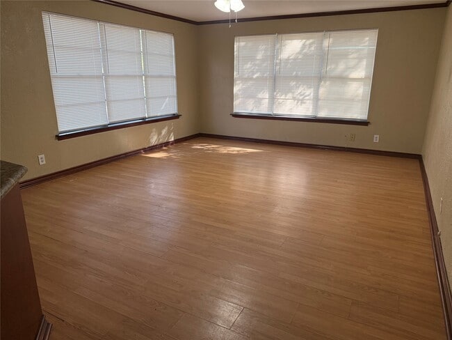 Foto del edificio - 4614 44th St