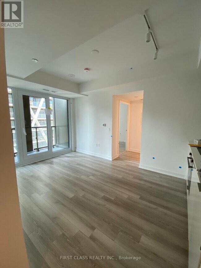 Photo du bâtiment - 238-2238 Simcoe St