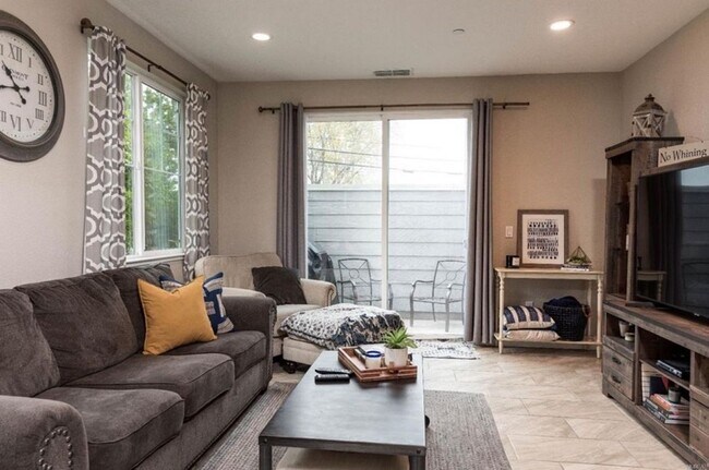 Foto del edificio - Private, Spacious Living in the Heart of Napa
