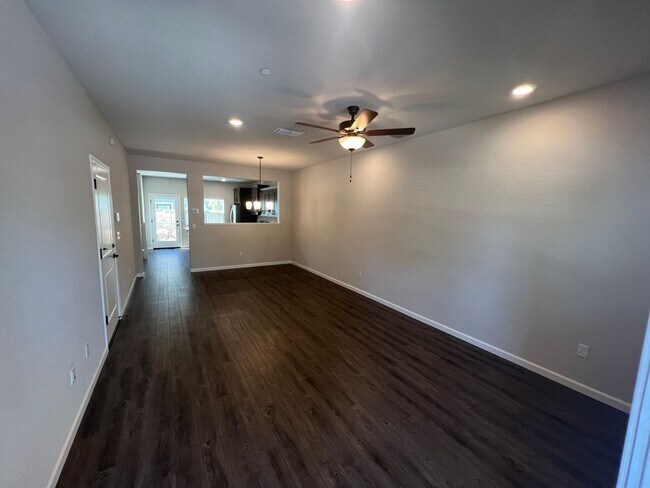 Foto del edificio - 3 Bed / 2.5 Bath | Rocklin Townhome