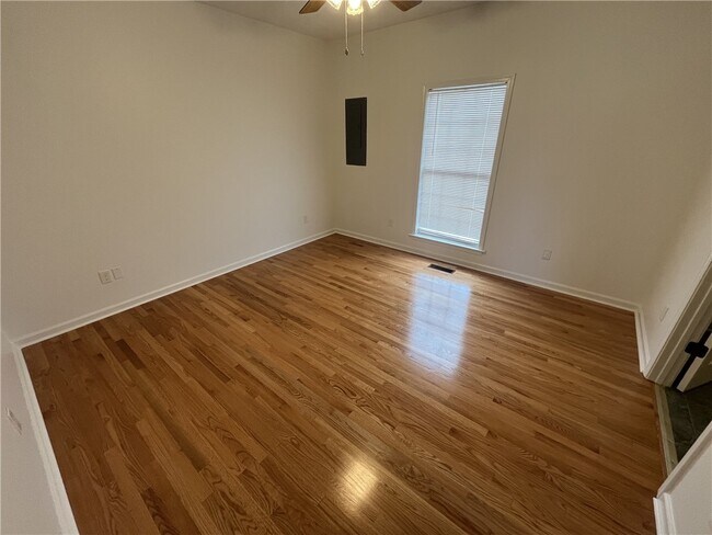 Foto del edificio - 309 Dixie Dr