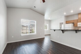 Building Photo - 109 Isaiah Way